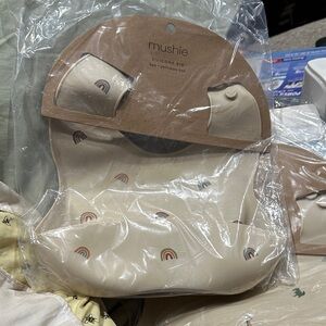 Mushie Silicone Bibs (2-pack) Cream and Rainbow Accents - BPO and phthalate free